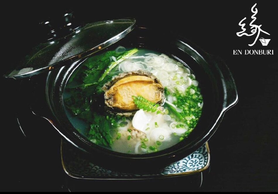 SIGNATURE SEAFOOD SOUP ( Abalone inside )
